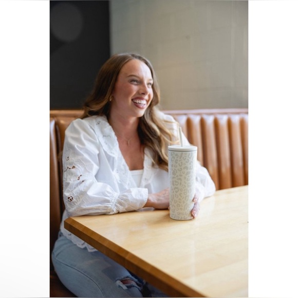 Simple Modern Stainless Steel Lidded Tumbler - Picture 3 of 6